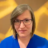 Dr. Bernáth Fruzsina