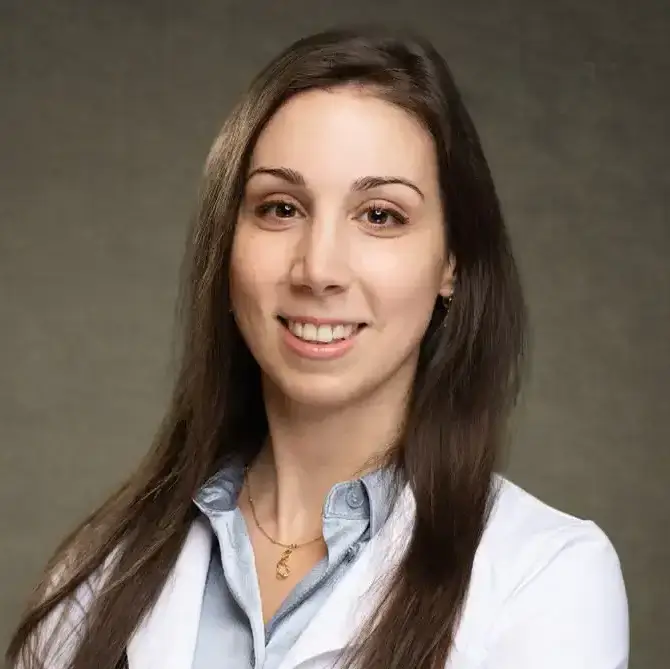 Dr. Lázár Gabriella