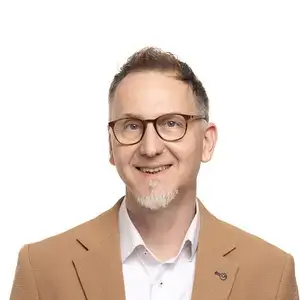 Dr. Dolgos Szilveszter