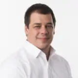 Dr. Tihanyi Dávid Tamás