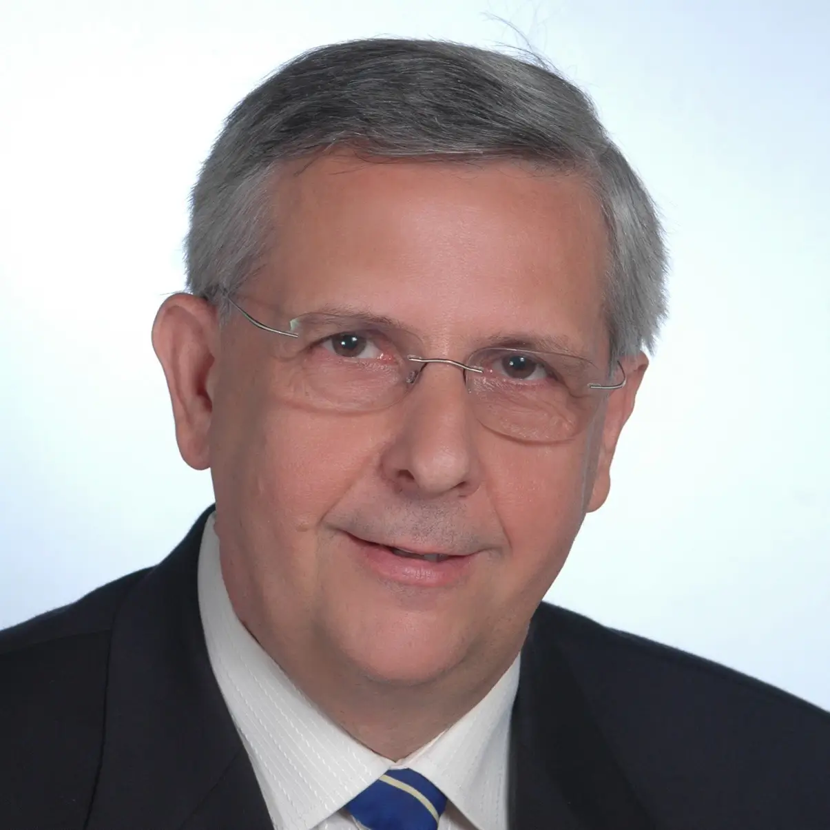 Dr. Prof. Forster Tamás