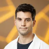 Dr. Krakomperger László